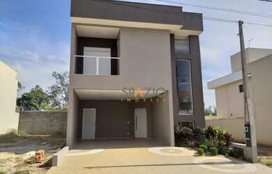 Imagem: A casa em condomínio possui 3 Dormitórios, 4 Banheiros, 4