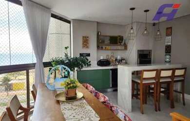 Imagem: O apartamento possui 4 Dormitórios, 4 Banheiros, 3 Vagas na