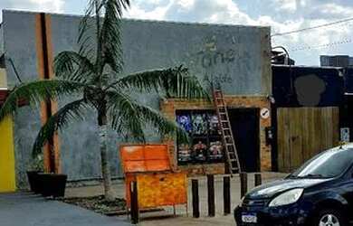 Imagem: O depósito para alugar possui 5 Vagas na garagem e 190m² de