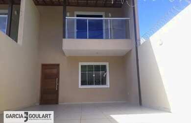 Imagem: A casa possui 3 Dormitórios, 3 Banheiros, 1 Vaga na garagem