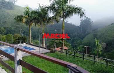 Imagem: A chácara possui 120m² de Área e está localizado em Igaratá