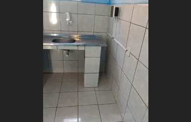 Imagem: O quarto está localizado em Taquara, Rio de Janeiro para alugar