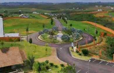 Imagem: O terreno possui 492m² de Área e está localizado em Vargem