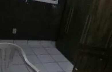 Imagem 1: Aluga-se apartamento 4 andar por favor ler o anúncio antes de ligar