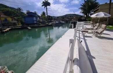 Imagem 15: Casa condomínio Portogalo dentro canal da Marina - churrasqueira - lancha...