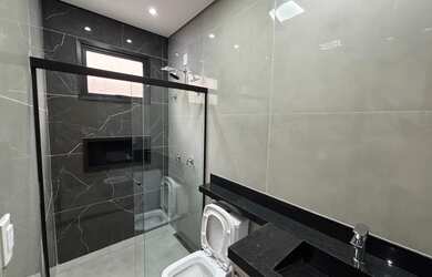 Imagem 6: Casa recém finalizada no condomínio Portal da Mata