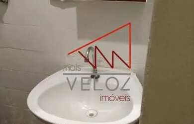 Imagem: A kitnet possui 1 Banheiro e 28m² de Área e está localizado