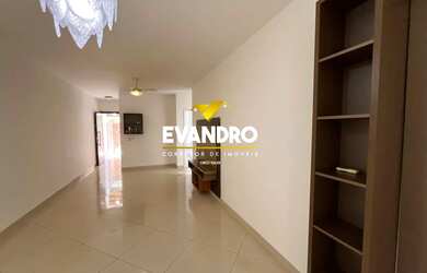 Imagem: A casa em condomínio possui 3 Dormitórios, 2 Banheiros, 2