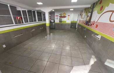 Imagem: O depósito possui 2.005m² de Área e está localizado em