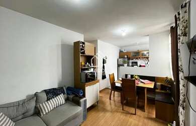 Imagem 3: Apartamento à Venda com 2 quartos, 1 banheiro e 45m² por R$ 180.000