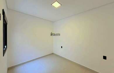 Imagem 9: Casa à Venda no Residencial Villa Verde 3 Dormitórios, Suíte, Churrasqueira...