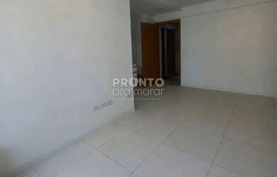 Imagem: O apartamento possui 3 Dormitórios, 1 Banheiro, 1 Vaga na garagem