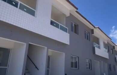 Imagem: A casa possui 2 Dormitórios, 1 Banheiro, 1 Vaga na garagem