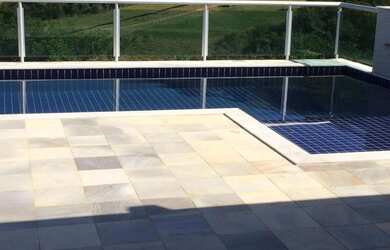 Imagem: A casa em condomínio possui 5 Dormitórios, 5 Banheiros, 5