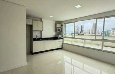 Imagem: O apartamento possui 2 Dormitórios, 3 Banheiros, 1 Vaga na