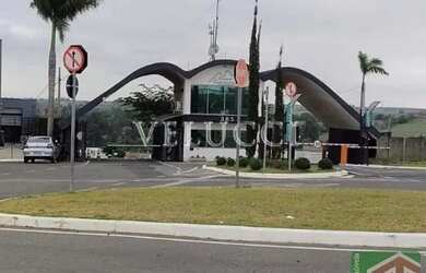 Imagem: O terreno possui 253m² de Área e está localizado em Monte