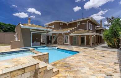 Imagem: A casa em condomínio possui 4 Dormitórios, 2 Banheiros, 4