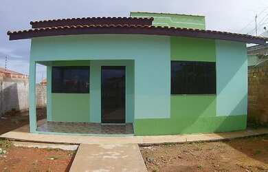 Imagem: A casa possui 2 Dormitórios, 2 Banheiros e 70m² de Área e