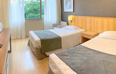 Imagem: A pousada chalé possui 1 Dormitório e está localizado em