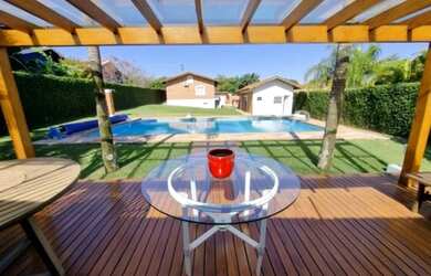 Imagem: A fazenda possui 250m² de Área e está localizado em Terras