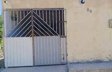 Imagem 1: Vendo casa. 725m² de Área, 2 Vagas na garageme2 Dormitórios