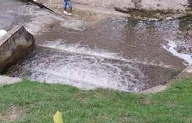 Imagem: O terreno possui 600m² de Área e está localizado em Lago