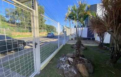 Imagem: A casa possui 3 Dormitórios, 4 Banheiros, 4 Vagas na garagem