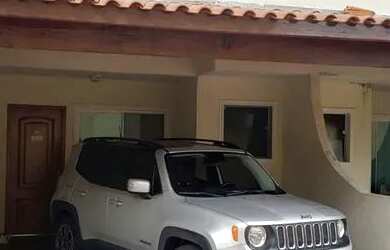 Imagem: A casa em condomínio possui 2 Dormitórios, 1 Banheiro, 2 Vagas