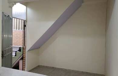 Imagem 5: 2 Aptos tipo casa à venda fds sla 1qto cada coz bh área Vista Alegre