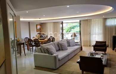 Imagem: O apartamento possui 3 Dormitórios, 5 Banheiros, 3 Vagas na