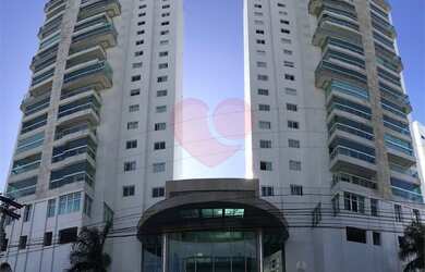 Imagem: O apartamento possui 4 Dormitórios, 5 Banheiros, 3 Vagas na