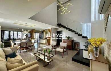 Imagem: A casa em condomínio possui 4 Dormitórios, 5 Banheiros, 2