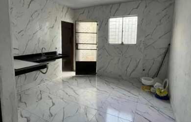 Imagem: A casa possui 2 Dormitórios, 2 Banheiros, 72m² de Área e