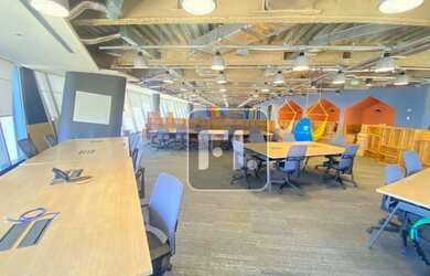 Imagem: O depósito possui 5 Vagas na garagem, 1.651m² de Área, Imóvel