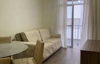 Imagem: O apartamento possui 1 Dormitório, 1 Banheiro, 1 Vaga na garagem