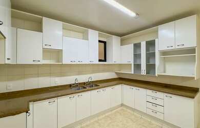 Imagem 15: Apartamento para venda tem 180 metros quadrados com 3 quartos