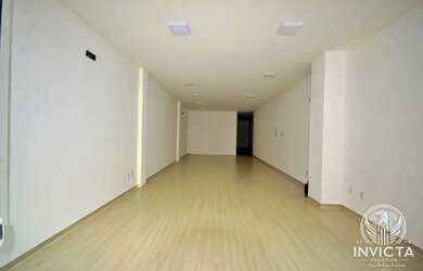 Imagem 14: Amplo ponto comercial para locação em localização estratégica de Meia Praia Itapema