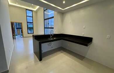 Imagem 4: EXCLUSIVIDADE E ECONOMIA CASA NOVA COM PÉ-DIREITO DUPLO E SISTEMA SOLAR...