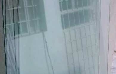 Imagem 3: Box banheiro 500 reais. 1m² de Áreae1 Banheiro