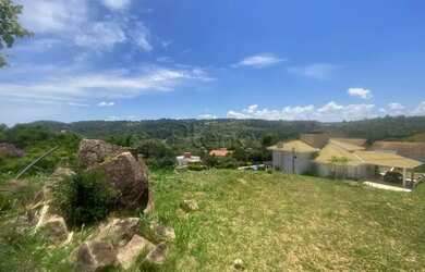 Imagem: O terreno possui 1.252m² de Área e está localizado em Pinheiro