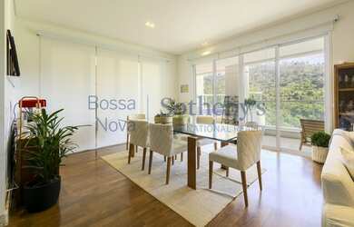 Imagem: O apartamento possui 4 Dormitórios, 5 Banheiros, 5 Vagas na