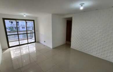 Imagem: O apartamento possui 3 Dormitórios, 2 Banheiros, 1 Vaga na