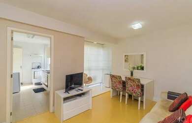 Imagem: O apartamento possui 2 Dormitórios, 2 Banheiros, 1 Vaga na