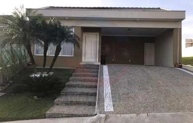 Imagem: A casa em condomínio possui 3 Dormitórios, 5 Banheiros, 2