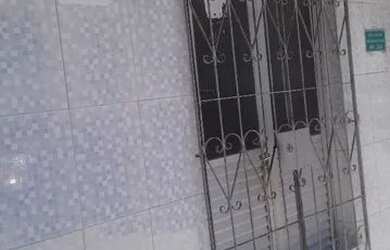 Imagem 5: Itapuã-Nova Brasília, 2/4, carro na porta, 1000m da praia