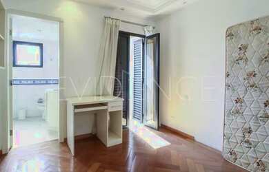 Imagem 14: ///. 240m² de Área, 4 Vagas na garageme3 Dormitórios