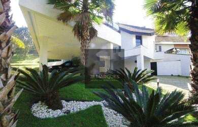 Imagem: A casa em condomínio possui 4 Dormitórios, 5 Banheiros, 5