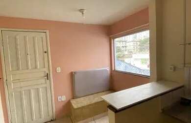 Imagem: O apartamento possui 1 Dormitório, 1 Banheiro e está localizado
