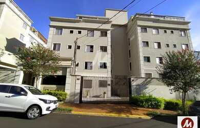 Imagem: O apartamento possui 3 Dormitórios, 1 Banheiro, 1 Vaga na garagem