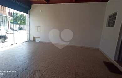 Imagem 13: Prédio comercial em Santana